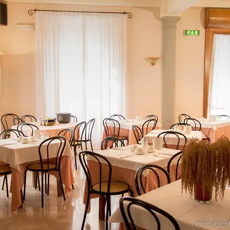 Savoia E Campana 3*