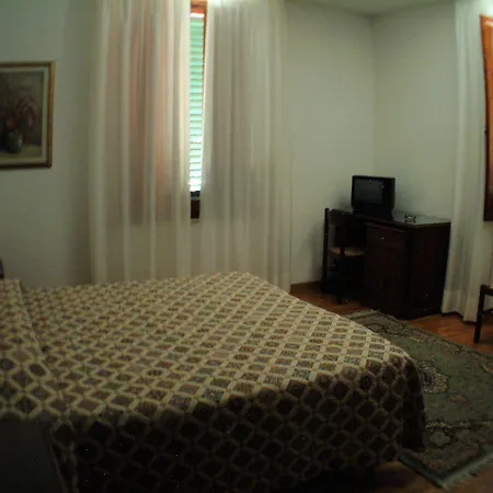 Hotel Savoia E Campana 3*