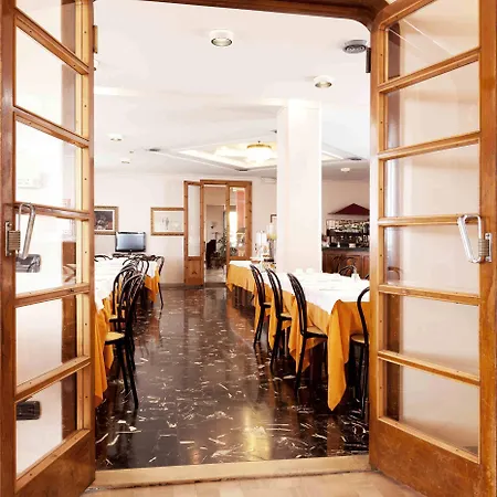 Savoia E Campana Hotel 3*