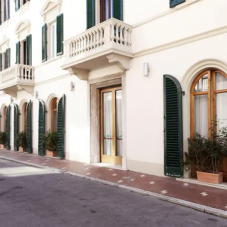 Hotel Savoia E Campana 3*