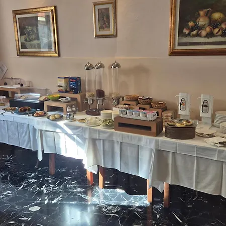 Savoia E Campana Hotel