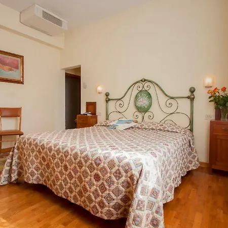 Savoia E Campana 3*