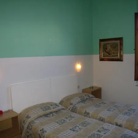 Savoia E Campana Hotel 3*